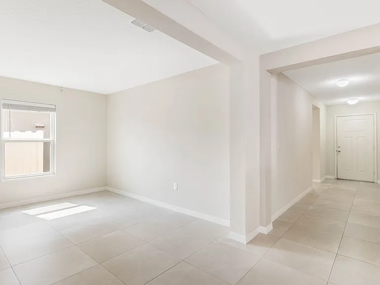 4602 Harvest Row Ln — Photo 18