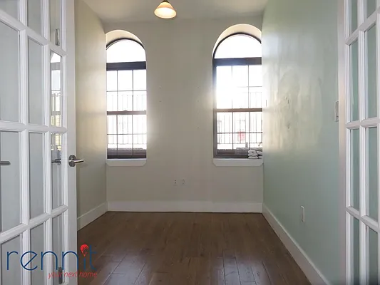 Rented by Rennit Inc. | media 28