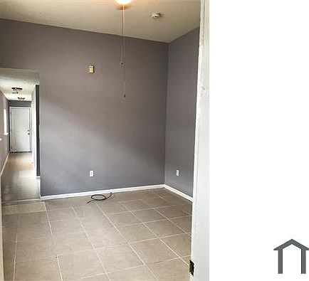 3rd image of 2517 Amelia St