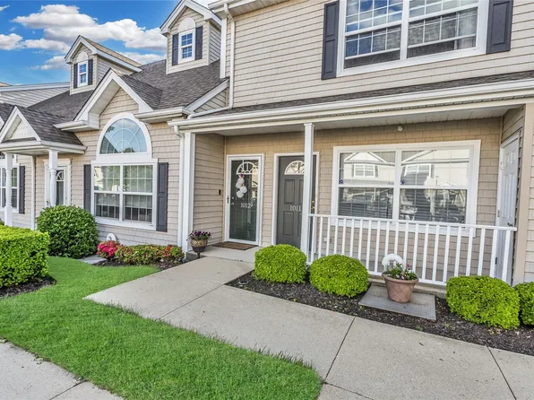 1011 Willow Lane, Valley Stream, NY 11580