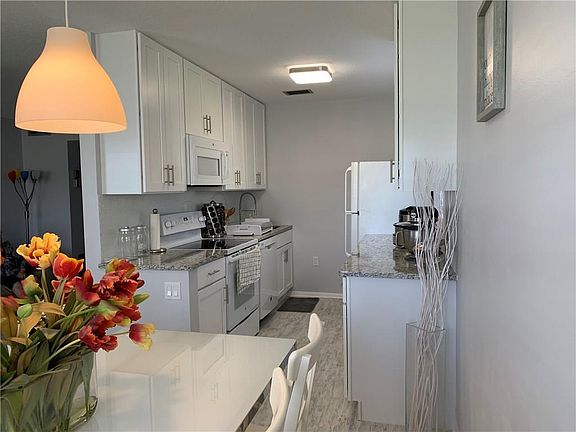 3rd image of 86 Crooked Tree Ln APT 105