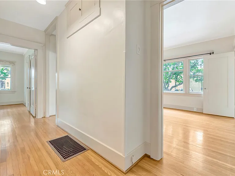 351 Newport Ave — Photo 21