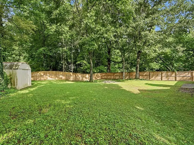 4061 Keheley Glen Dr NE — Photo 19