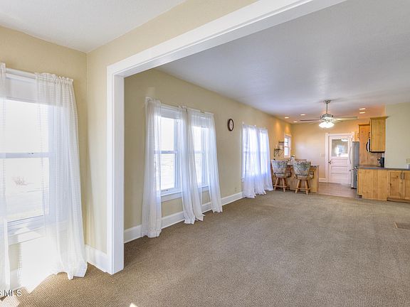 4th image of 716 Ransom St