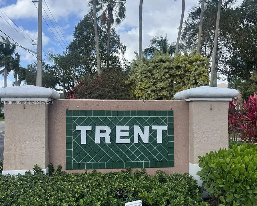 7555 Trent Dr #212