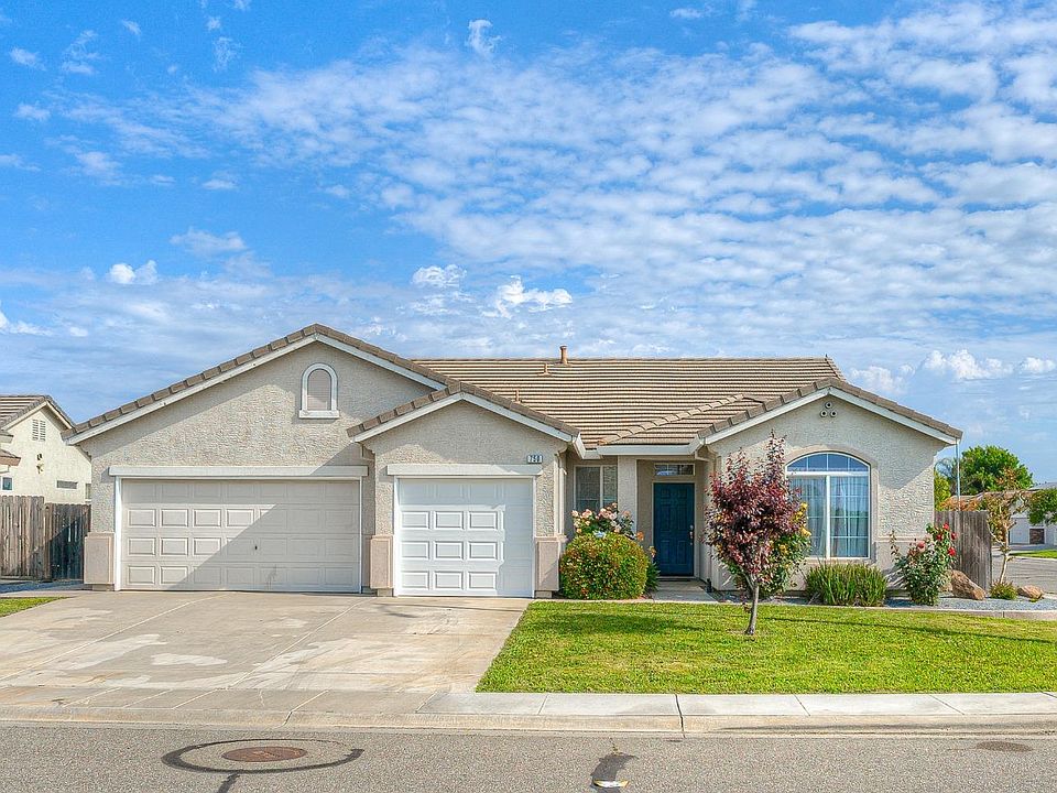 1st image of 750 Egret Dr