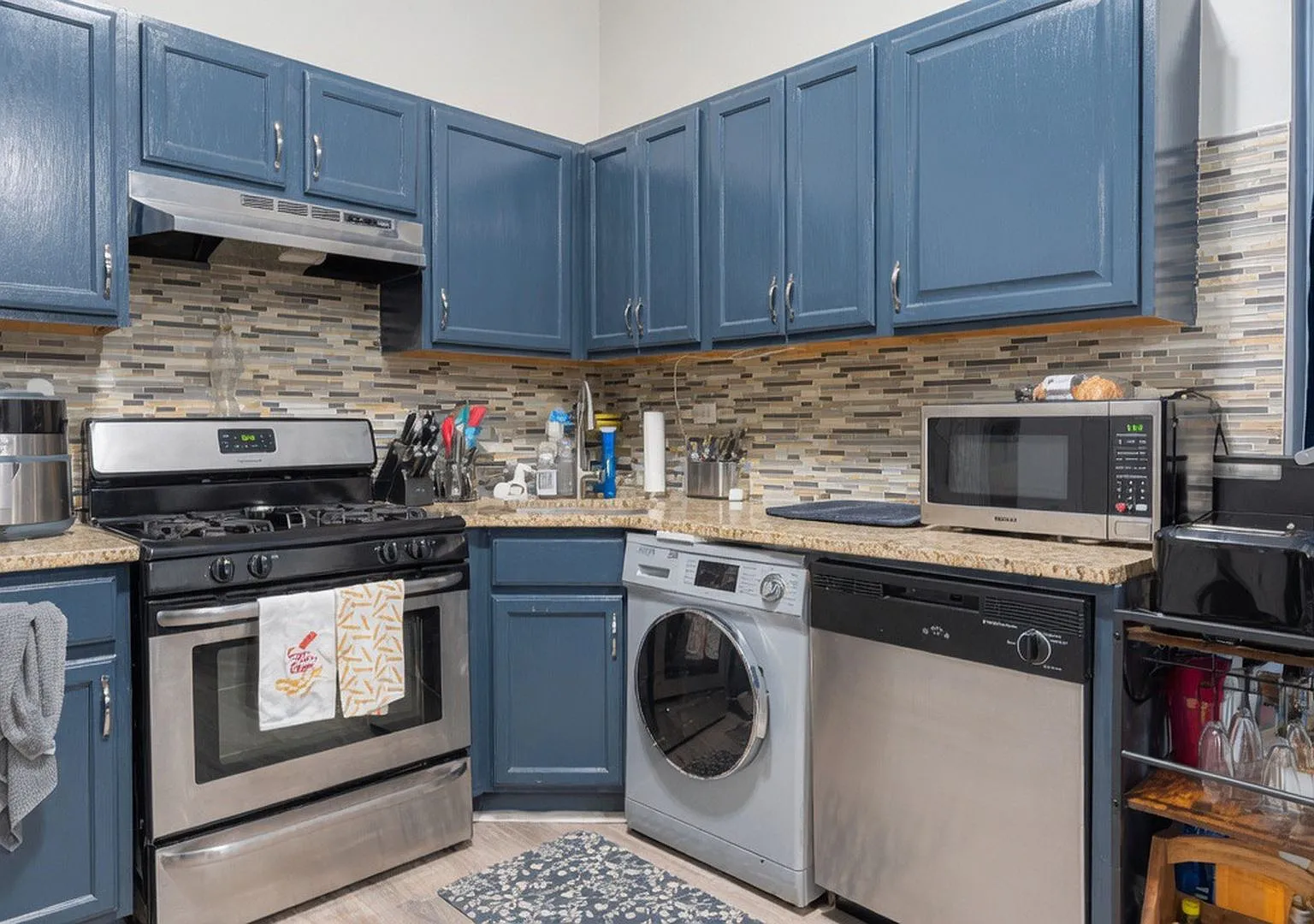 1 bed, 700 sqft, $2,250 — Photo 2