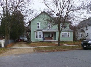 814 1/2 10th St E, Menomonie, WI 54751