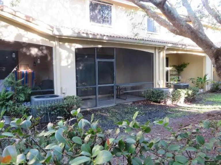 4218 Vineyard Cir — Photo 18