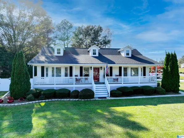 3017 Yellow Leaf Rd, Clanton, AL 35045