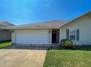 1115 S Clifton Ave, Springfield, MO 65802