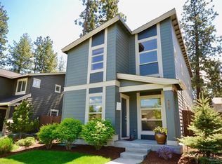 20261 Badger Rd, Bend, OR 97702