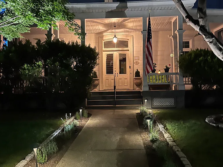 Maurice Ave — Photo 26