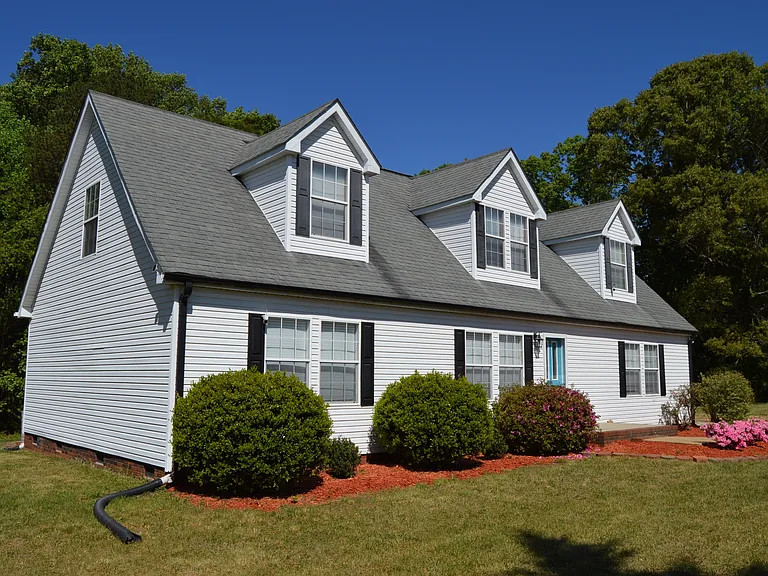118 Grain Dr — Photo 2