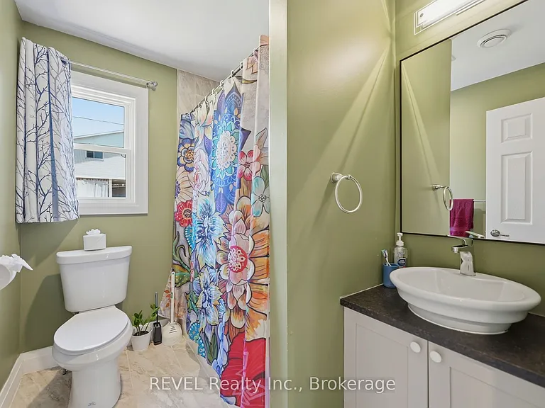 9 McNaughton Rd — Photo 10