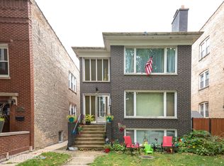 5907 N Campbell Ave, Chicago, IL 60659
