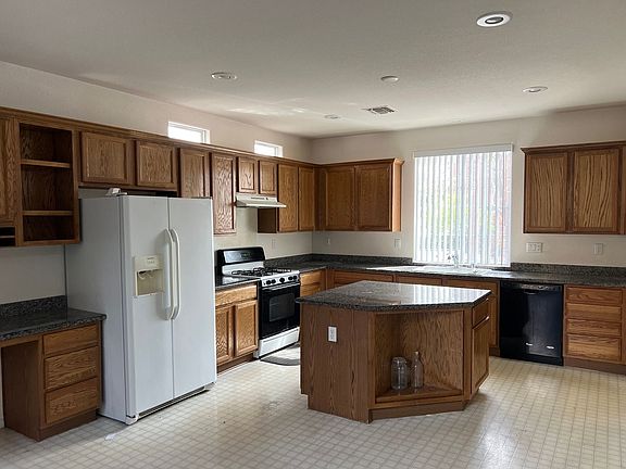 5th image of 10590 Firebush Dr