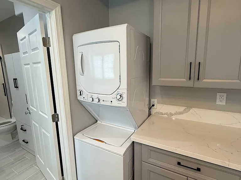 14069 Bay Cir #1 — Photo 5