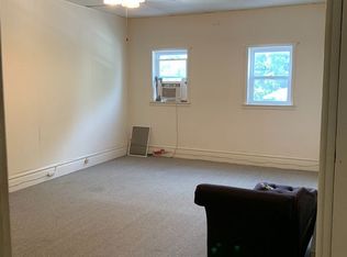 113 W 3rd St #B, Cameron, MO 64429