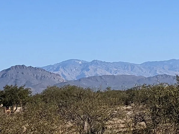 8576 S Marstellar Rd, Tucson, AZ 85736