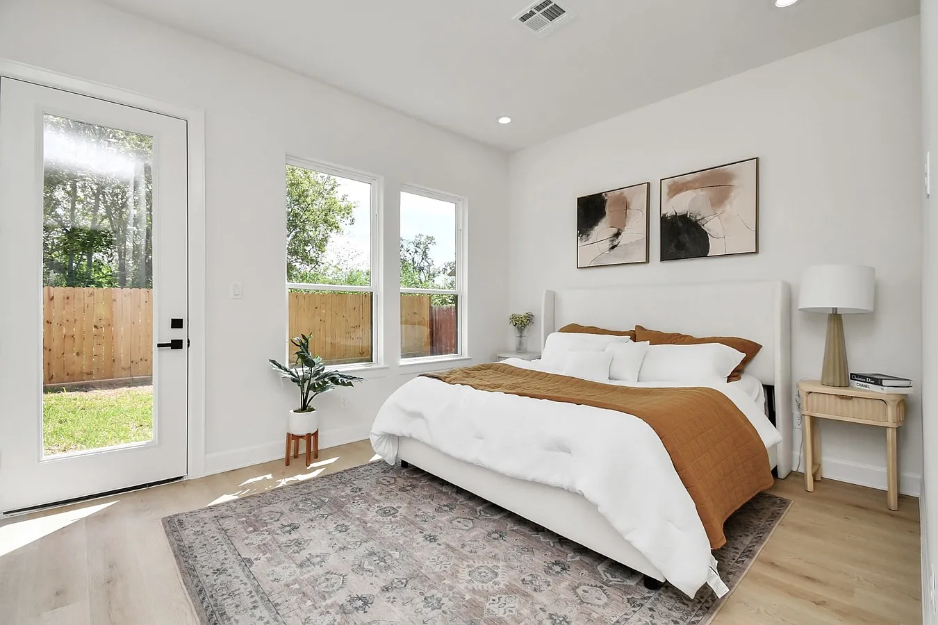 4918 Wilmington St — Photo 4
