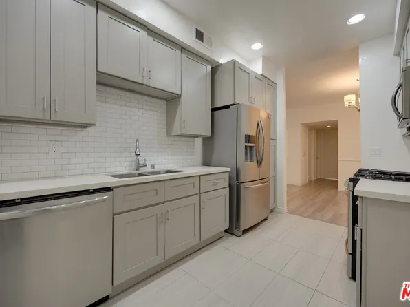 9800 Vidor Dr APT 101, Los Angeles, CA 90035