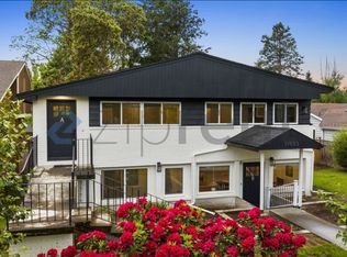 17533 12th Ave NE #B, Seattle, WA 98155