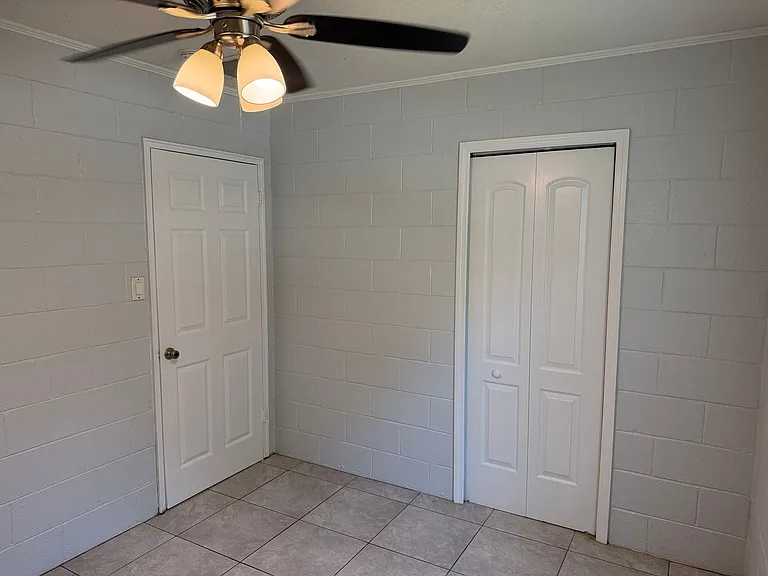 1009 McCormack St — Photo 12