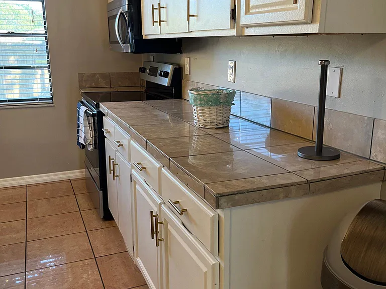 12816 Kellywood Cir — Photo 11