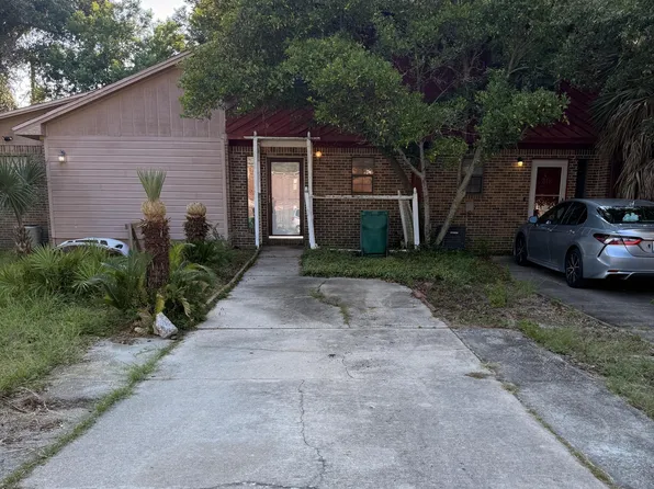 310 Davenport Ct, Fort Walton Beach, FL 32547