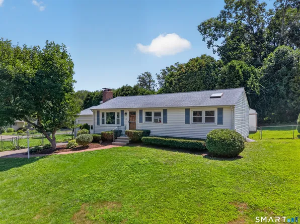 17 Sycamore Road, East Lyme, CT 06357