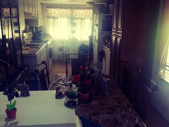 2nd image of 1045 N Azusa Ave Trlr 64