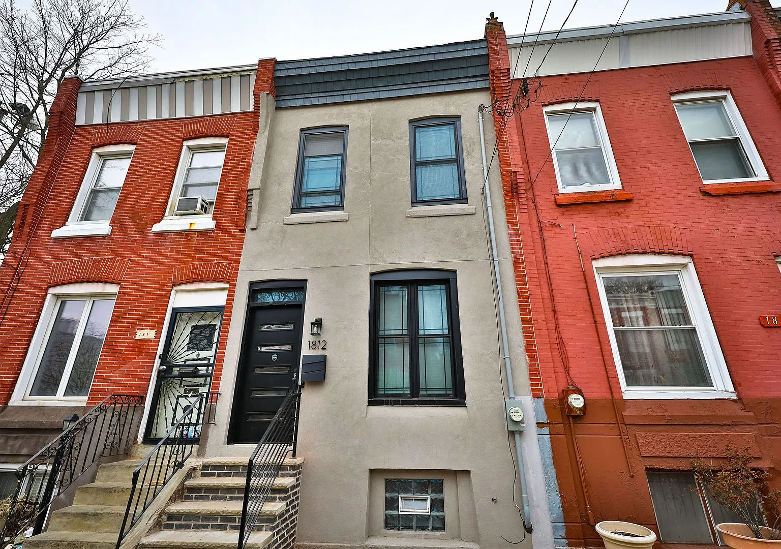 Amazing Fully Renovated 3 bed 2.5 Bath Brewerytown Home! — Photo 3