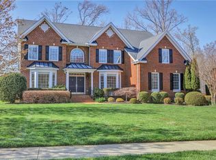 2918 Calcutt Dr, Midlothian, VA 23113