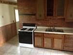 4th image of 900 White Pine St