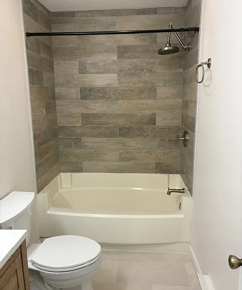 1247 Chateau Dr — Photo 32