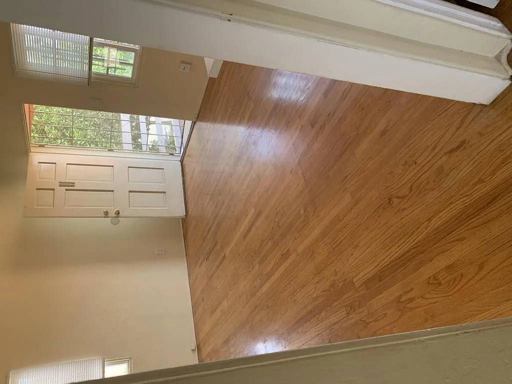 2537 Adams Ave. — Photo 3