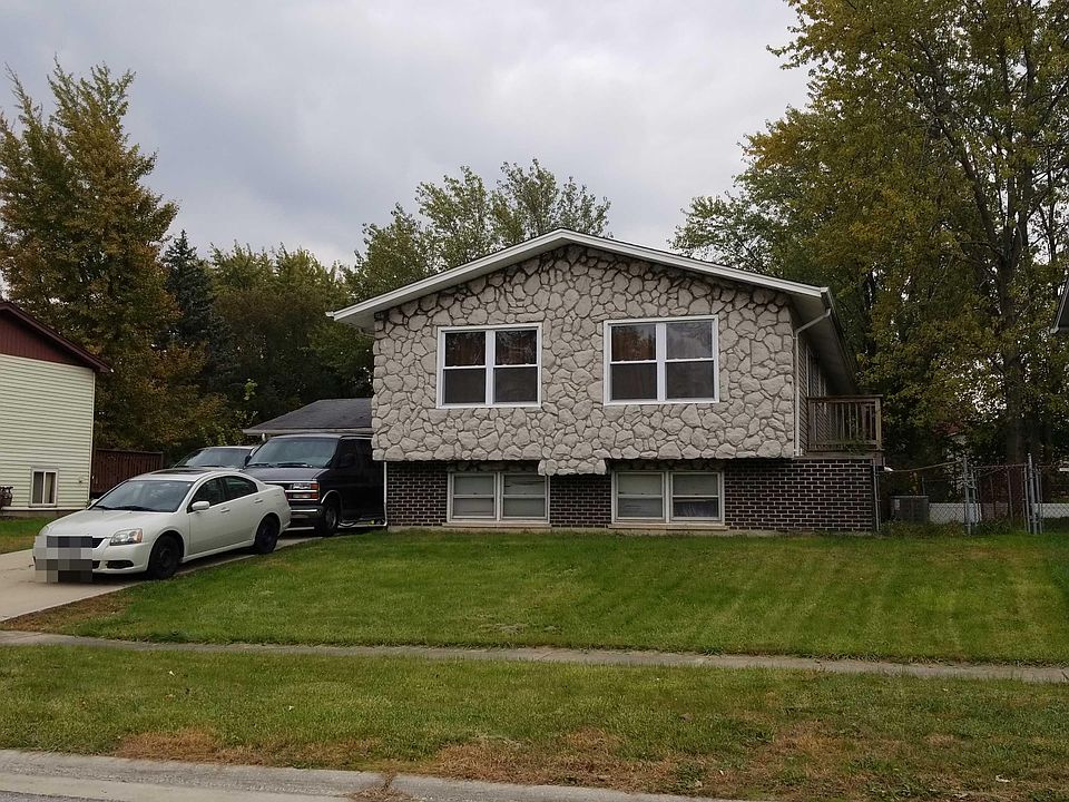 1st image of 4225 188th St