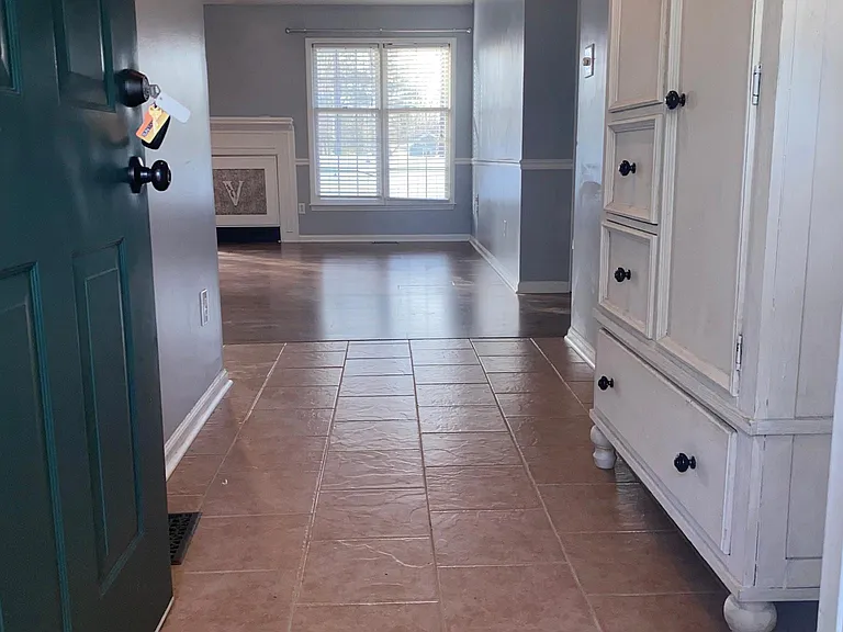 5305 Morton Rd — Photo 16
