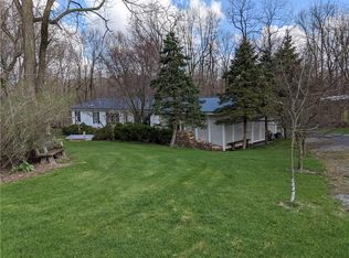 844 State Route 96, Phelps, NY 14532