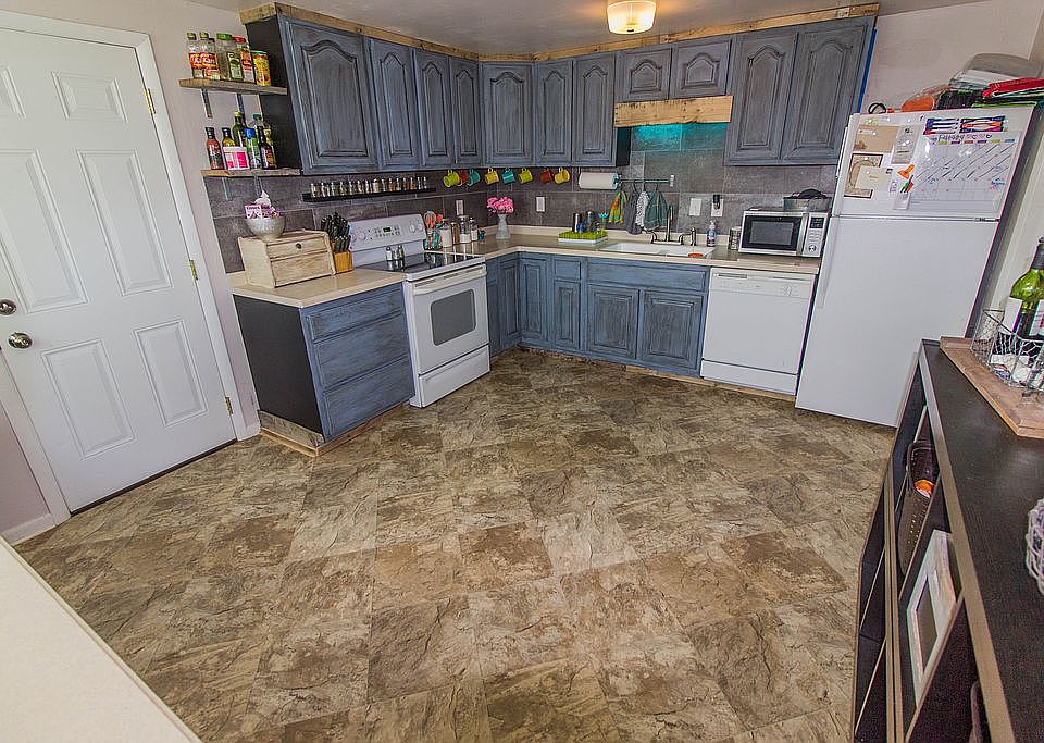 2nd image of 2314 Belmont Dr
