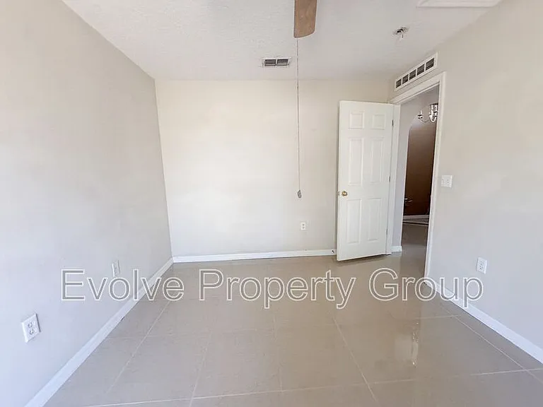 21 Llanes Pl — Photo 36
