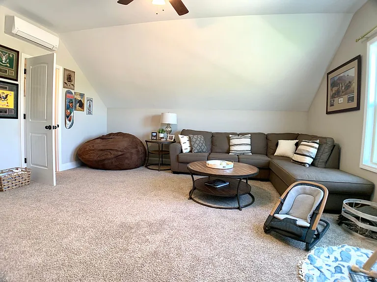 161 Jesse Dr — Photo 25