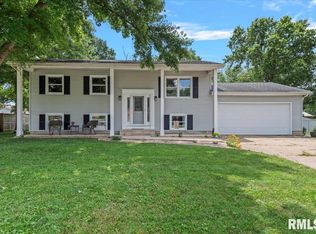 12 Rainbow Rd, Springfield, IL 62712