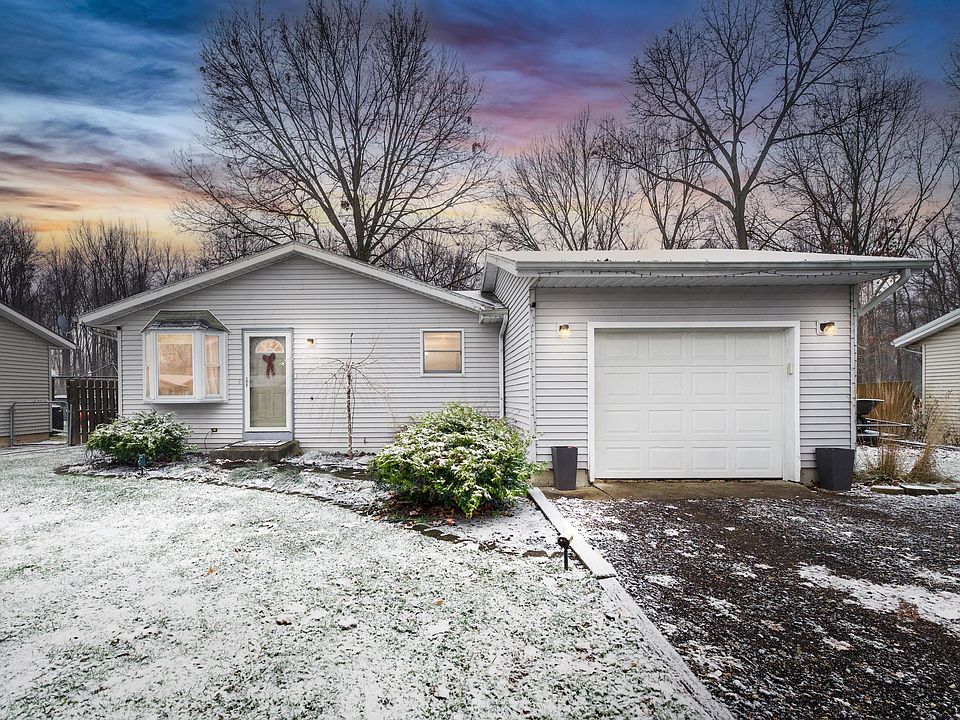 1st image of 21821 McCain Ln