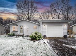 21821 McCain Ln, Edwardsburg, MI 49112
