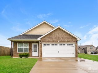 2093 Jackie Lorraine Dr, Clarksville, TN 37042