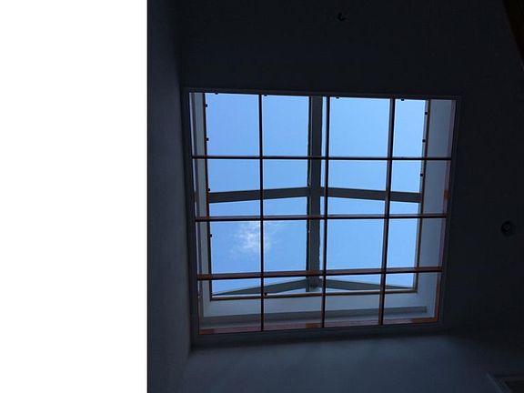 2nd image of 928 Race St APT 8A