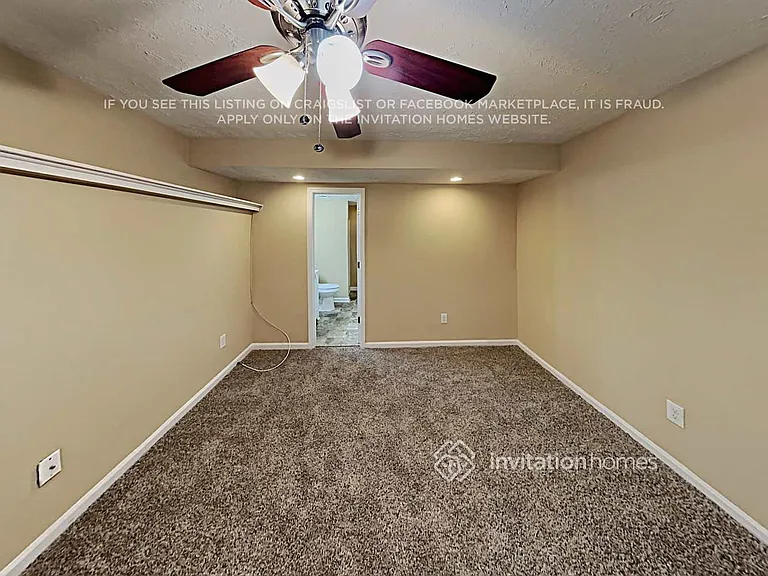 4611 Pine Harbor Ct NE — Photo 16