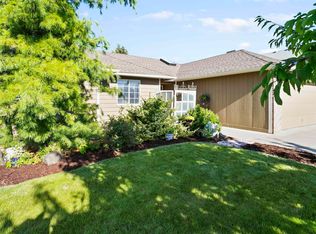 2502 S Highlands Blvd, West Richland, WA